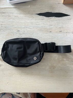 lululemon athletica Black Belt Bag